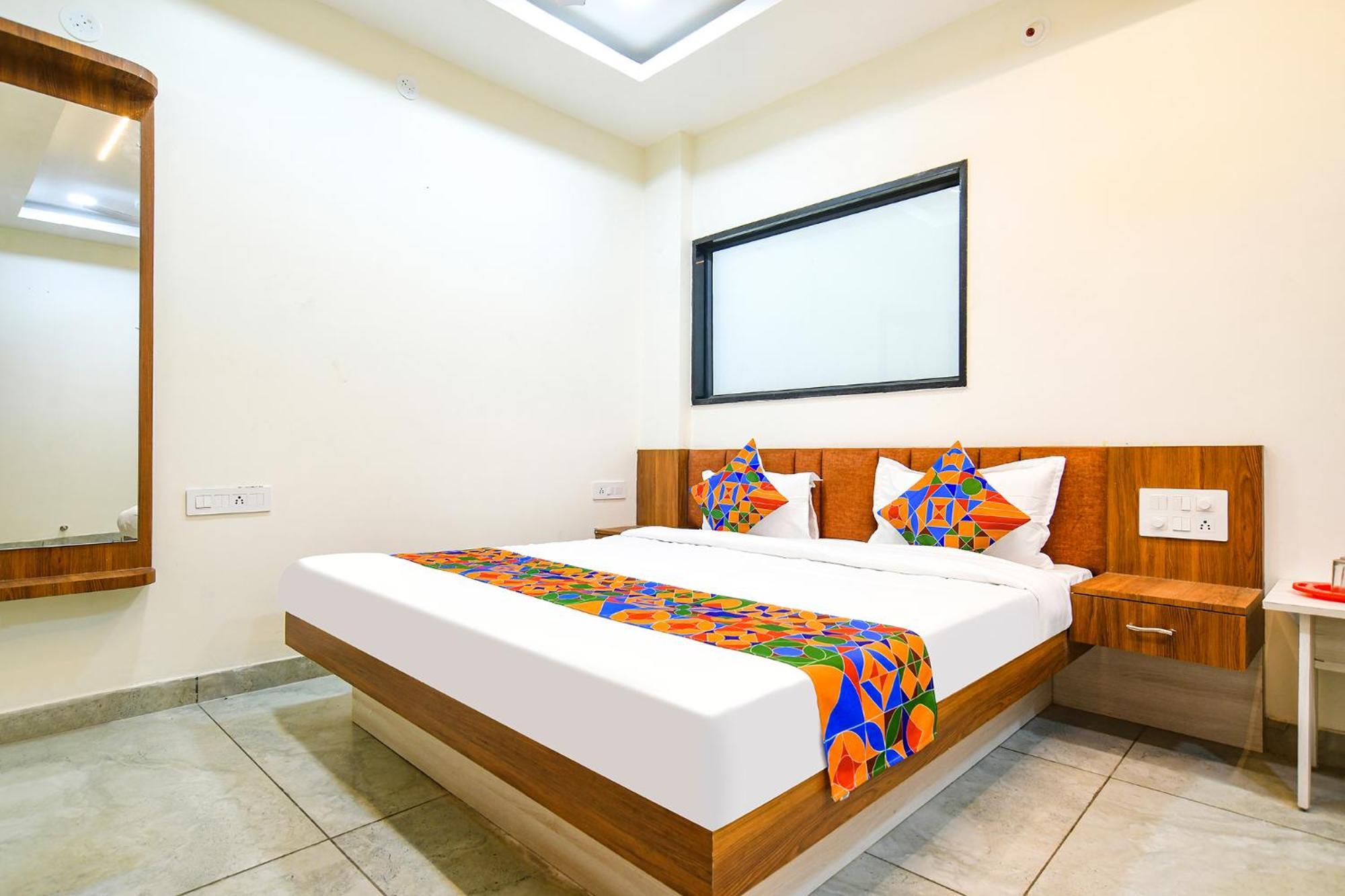 Fabhotel Shree Nakoda Paradise Удджайн Экстерьер фото